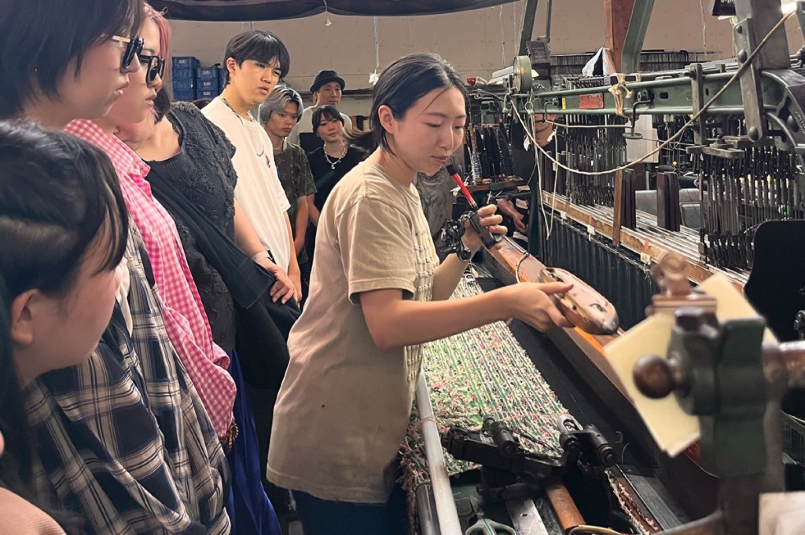 織物工場見学