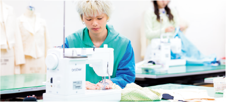 ファッション感覚と技術力を高め、より実践的な内容を習得の画像