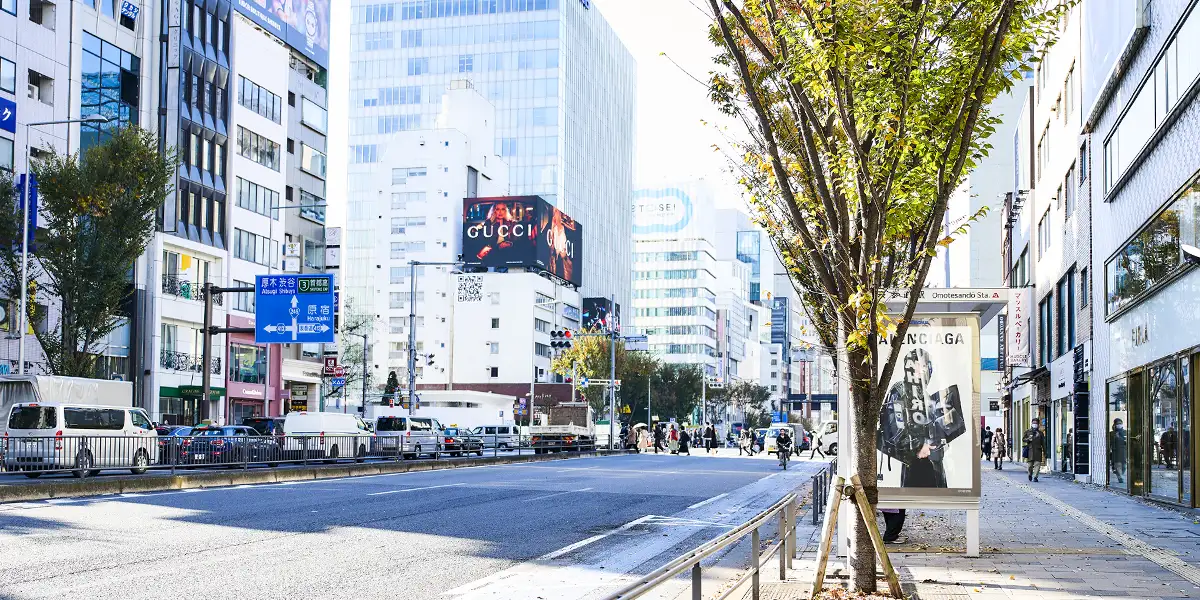 青カレの強み・表参道駅から徒歩1分
